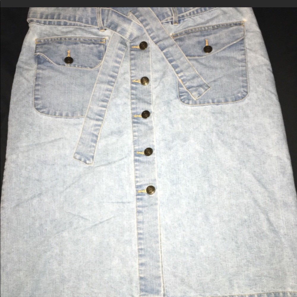 Stone Washed - Jean Skirt